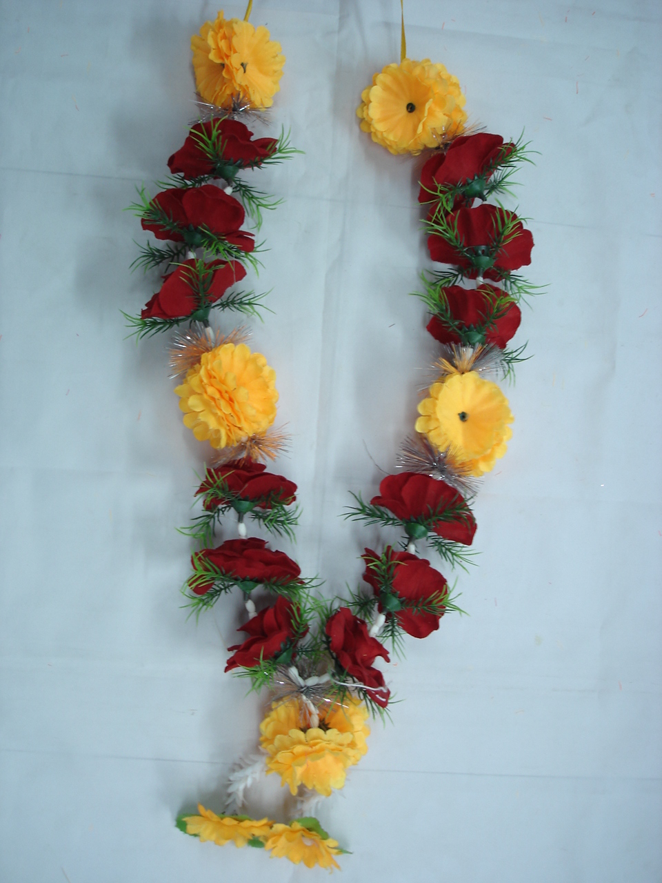 Manufacturers Exporters and Wholesale Suppliers of Artifical Garlands No-2 Karol Bagh 